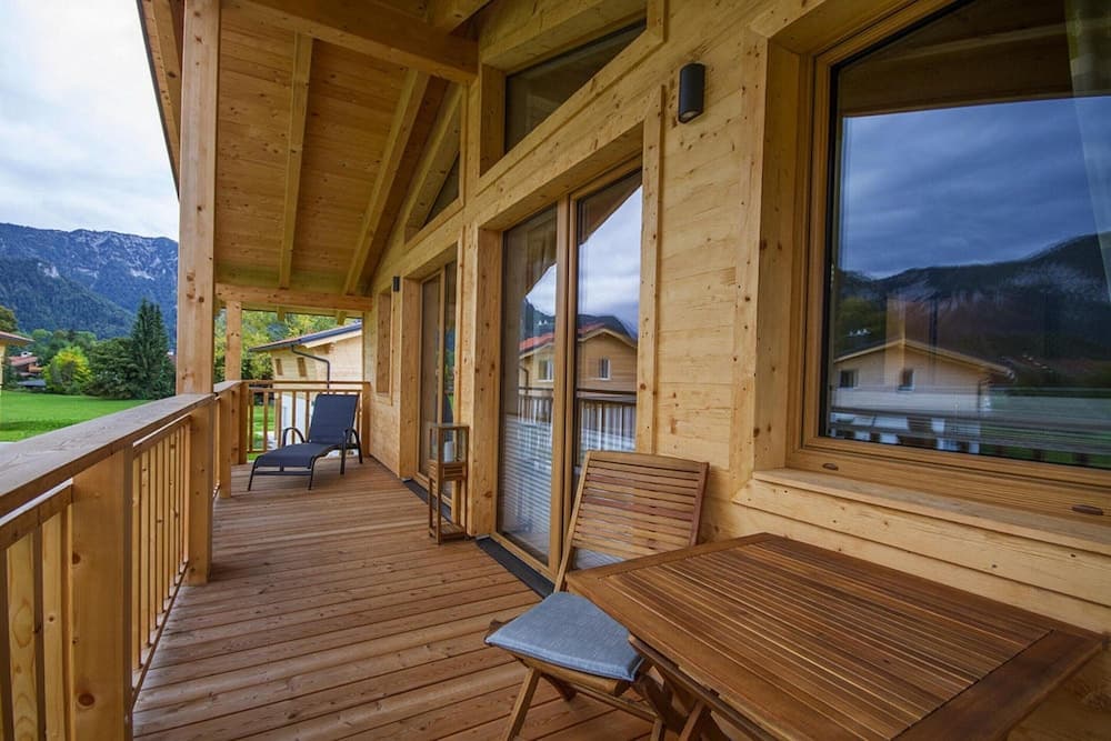 Mountainside Lodge