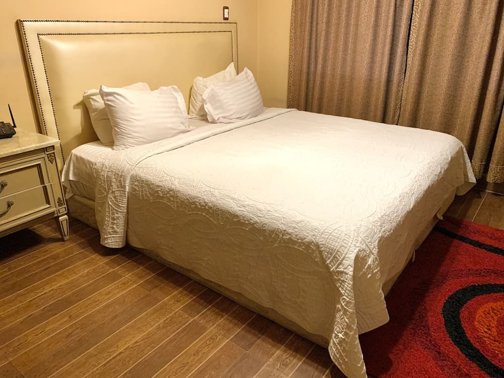 Bella Casa Hotel