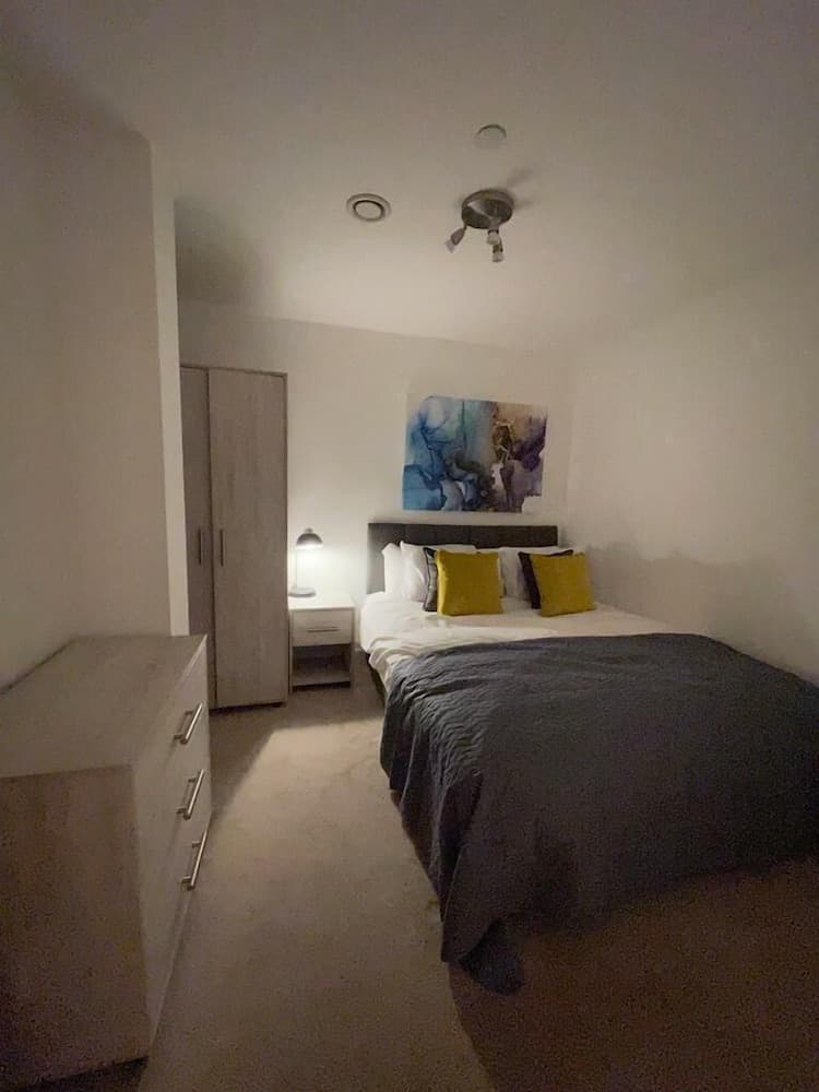 Spectrum House Apartments