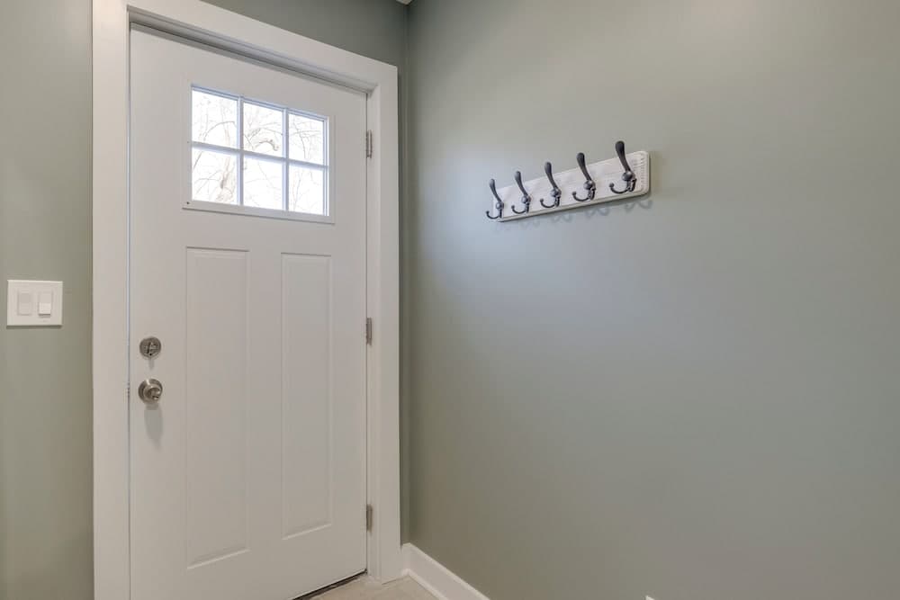 18 Mi to DC: Upscale Apartment in Fort Washington!