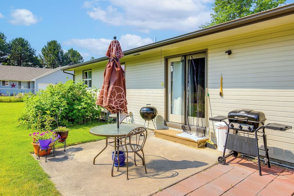 2 Mi to Dtwn: Missoula Duplex w/ Fenced Yard