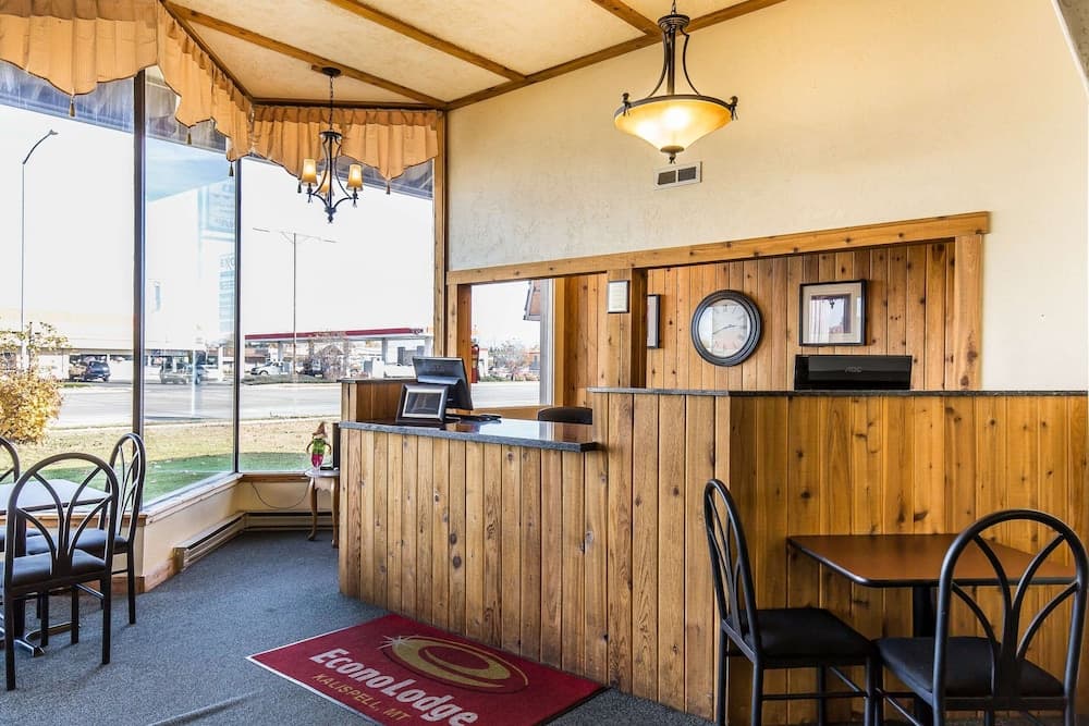 Econo Lodge Inn & Suites Kalispell - Glacier National Park Gateway