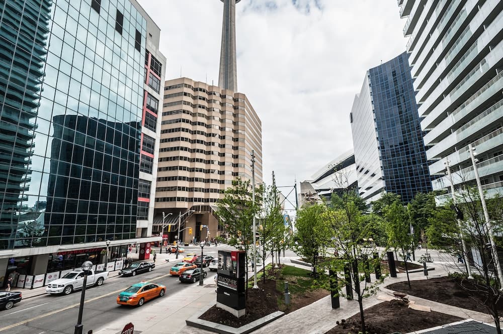 Life Suites Loft - CN Tower