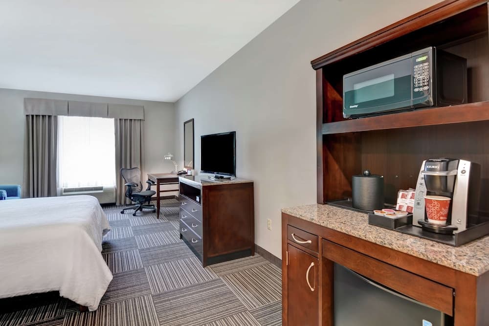 Hilton Garden Inn Fayettevile