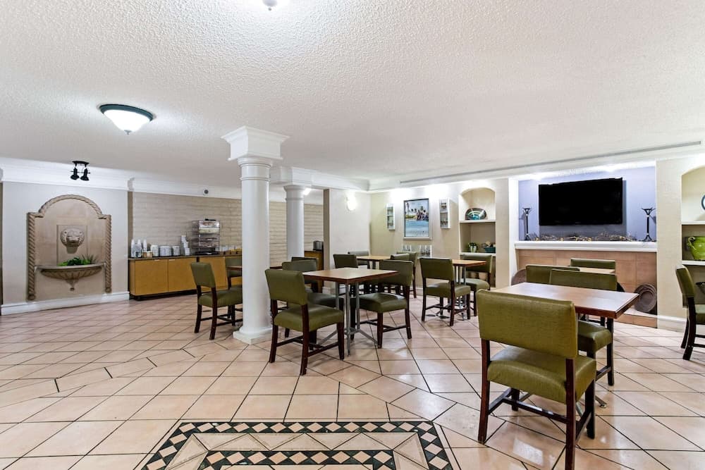 La Quinta Inn by Wyndham Denver Northglenn