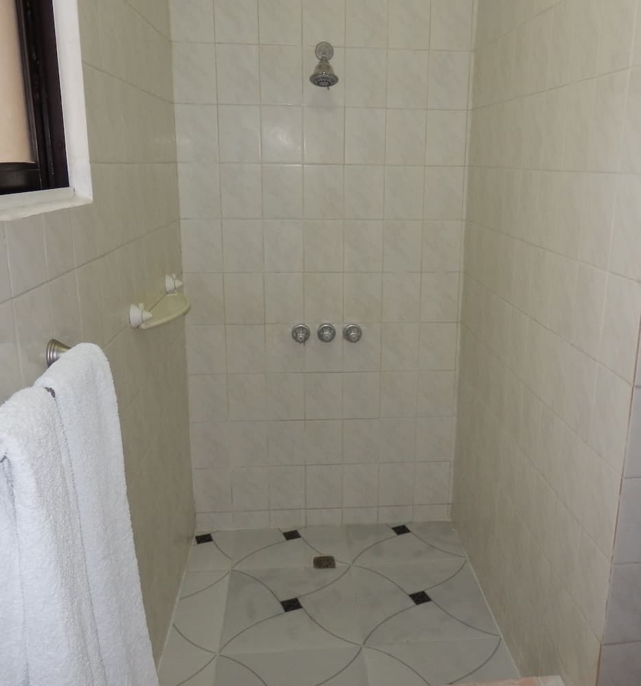 Hotel Garant & Suites