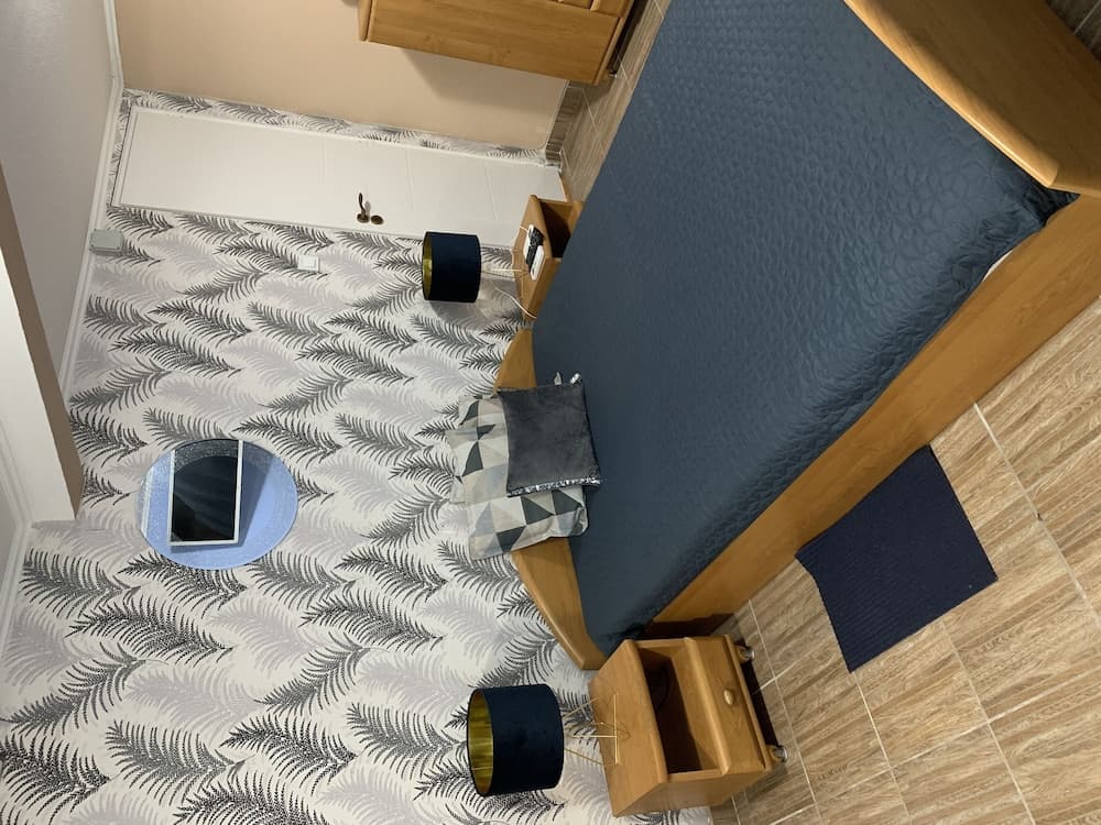 Airport16 B&B