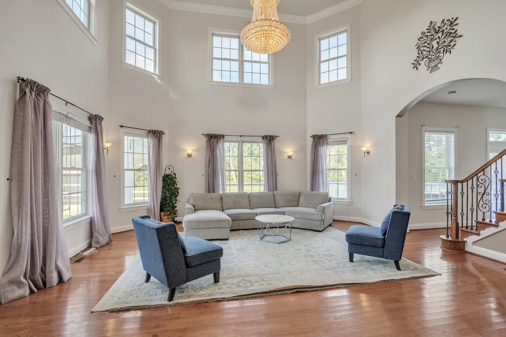 Bull Run Estate: Luxury Retreat W/ Scenic Views 6 Bedroom Home by RedAwning