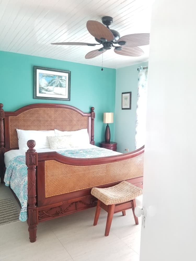 Apartment E6