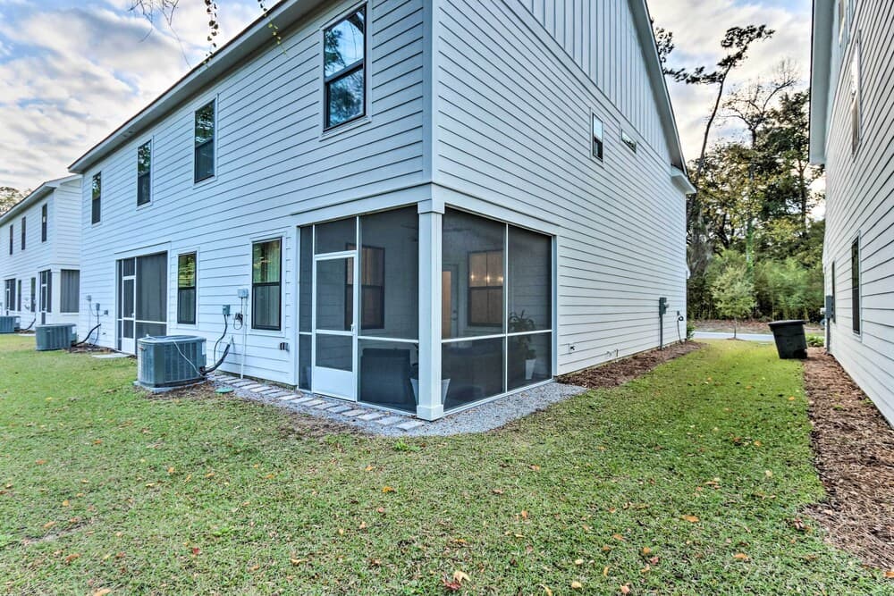 Hilton Head Island Townhome w/ Screened Porch