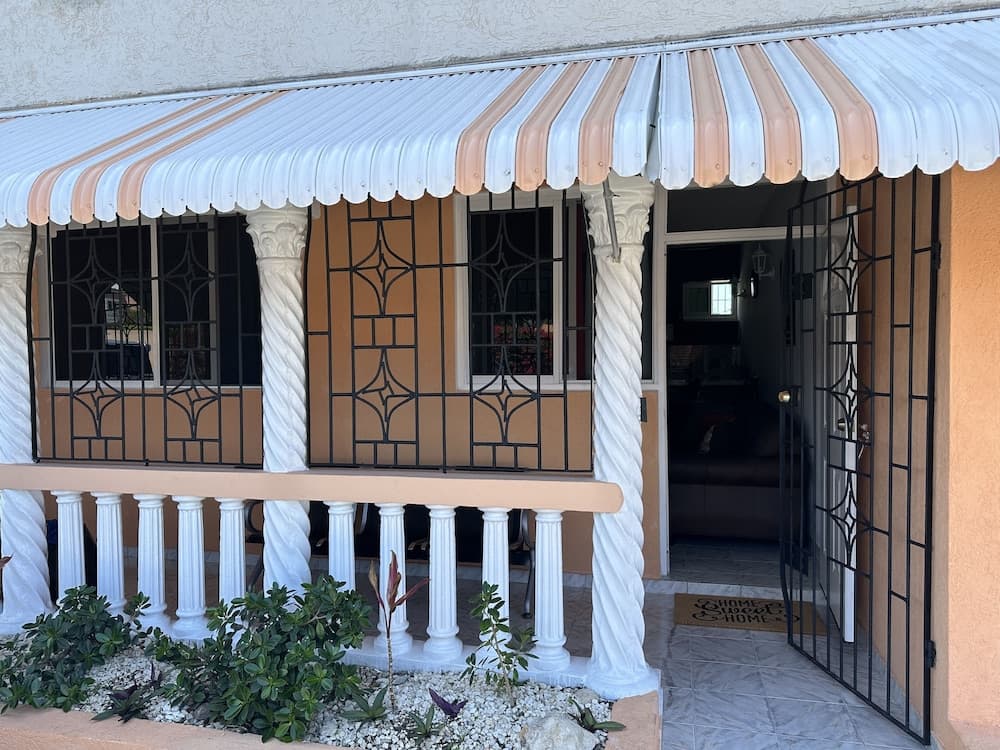 Remarkable 1-bed Apartment in Montego Bay