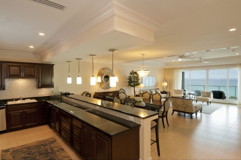 Caribbean Club Luxury Condo Hotel