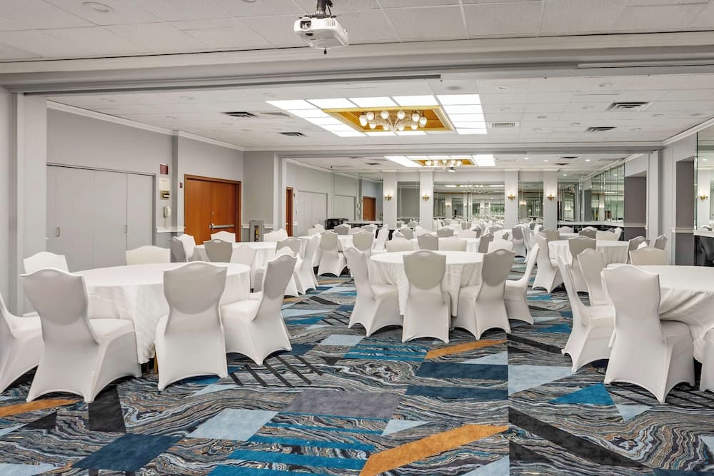 Best Western Rutgers University Hotel