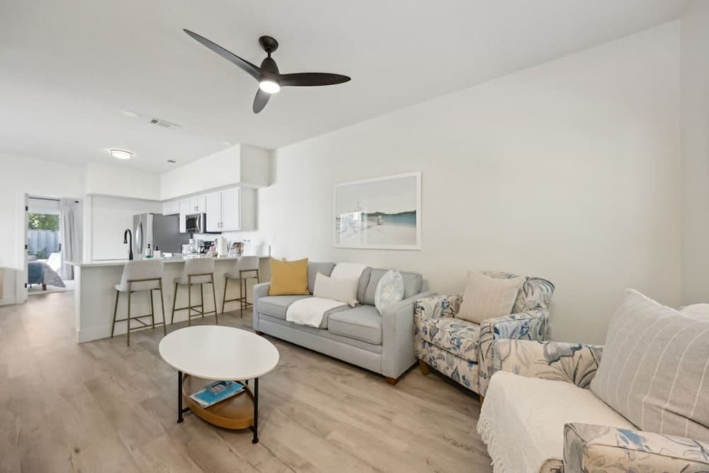 322 S. 5th Street Unit A 3 Bedroom Townhouse