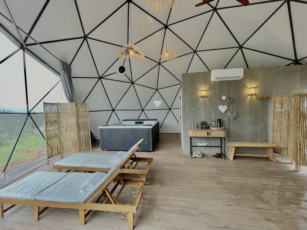 Montimerso Skyscape Country House