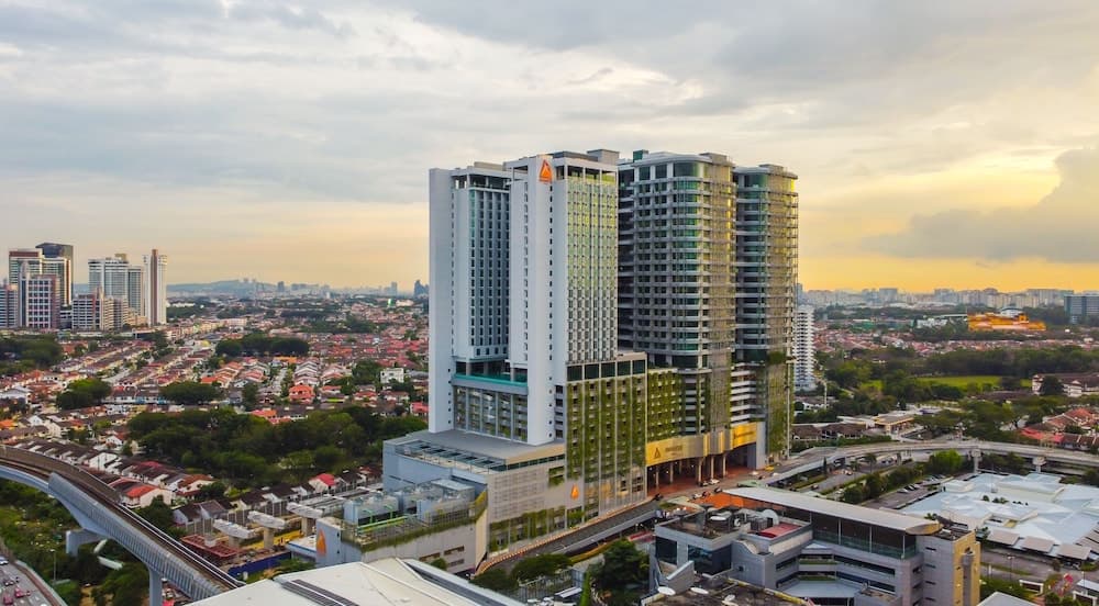 M World Hotel