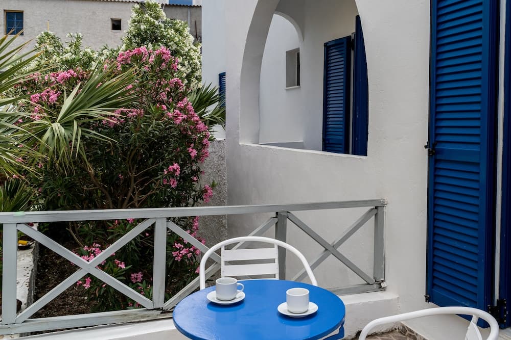 Ikaros Hotel