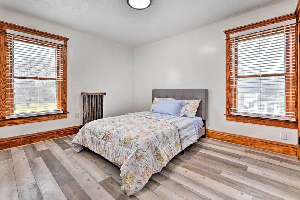 Vacation Rental ~ 2 Mi to Highmark Stadium!