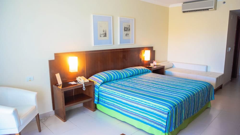 Bahia Plaza Hotel