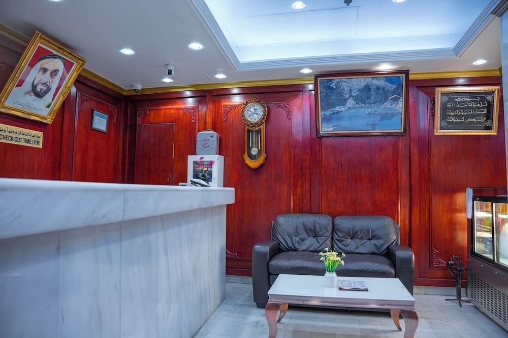 Al Karnak Hotel