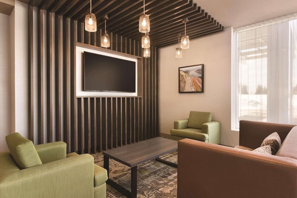 Radisson Kingswood Hotel & Suites, Fredericton, NB