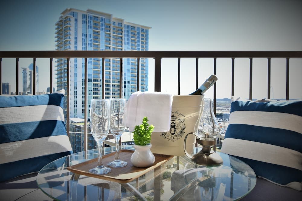 Corporate Suites at Victory Park Dallas