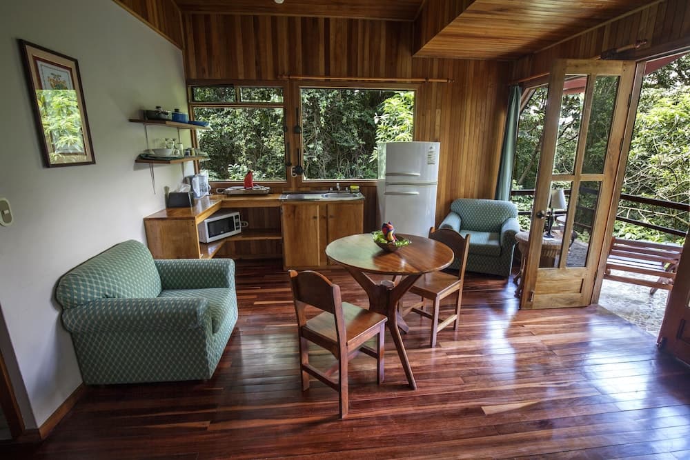 Cala Lodge