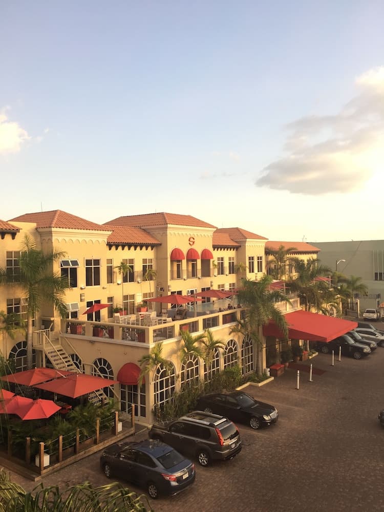 S Hotel Kingston