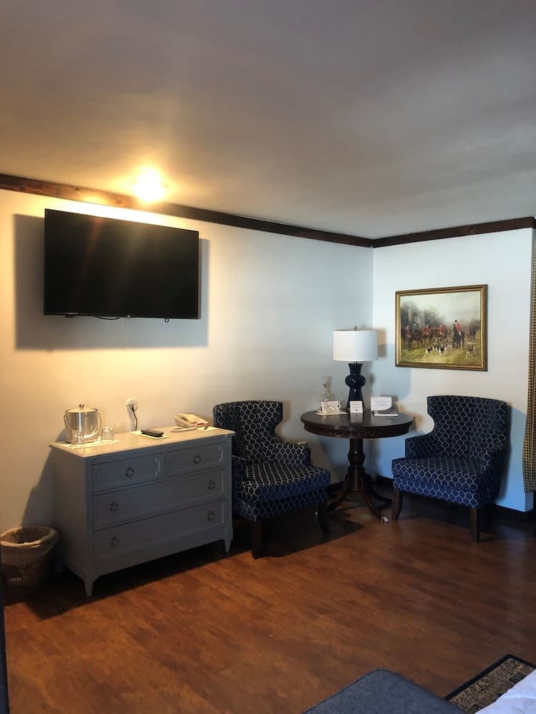 Beekman Arms and Delamater Inn