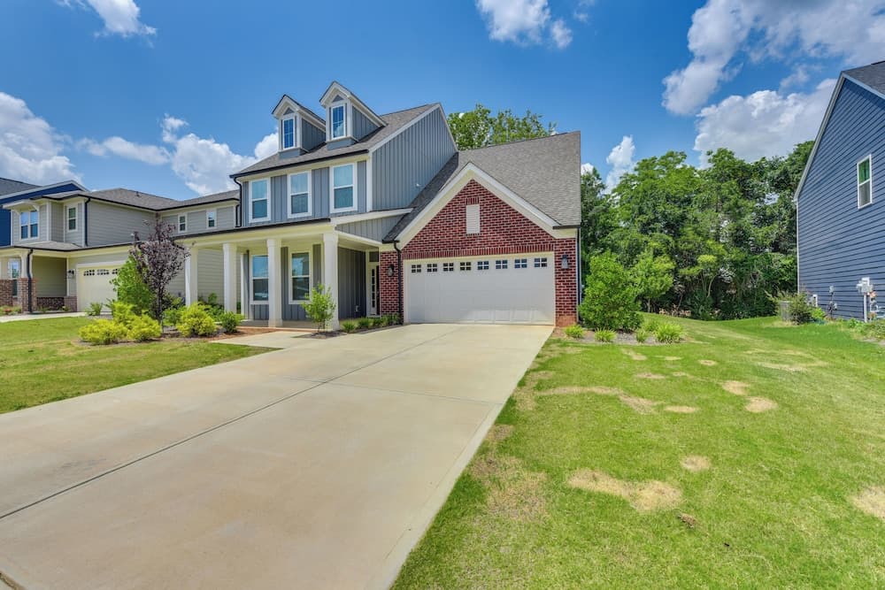2 Mi to Historic Dtwn Belmont: Family Gem w/ Patio