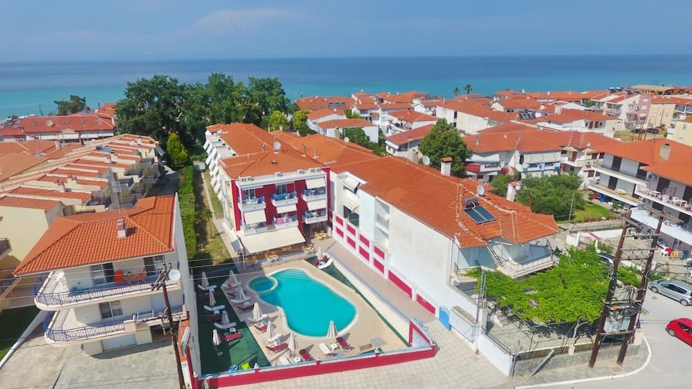 Summer Dream Hotel
