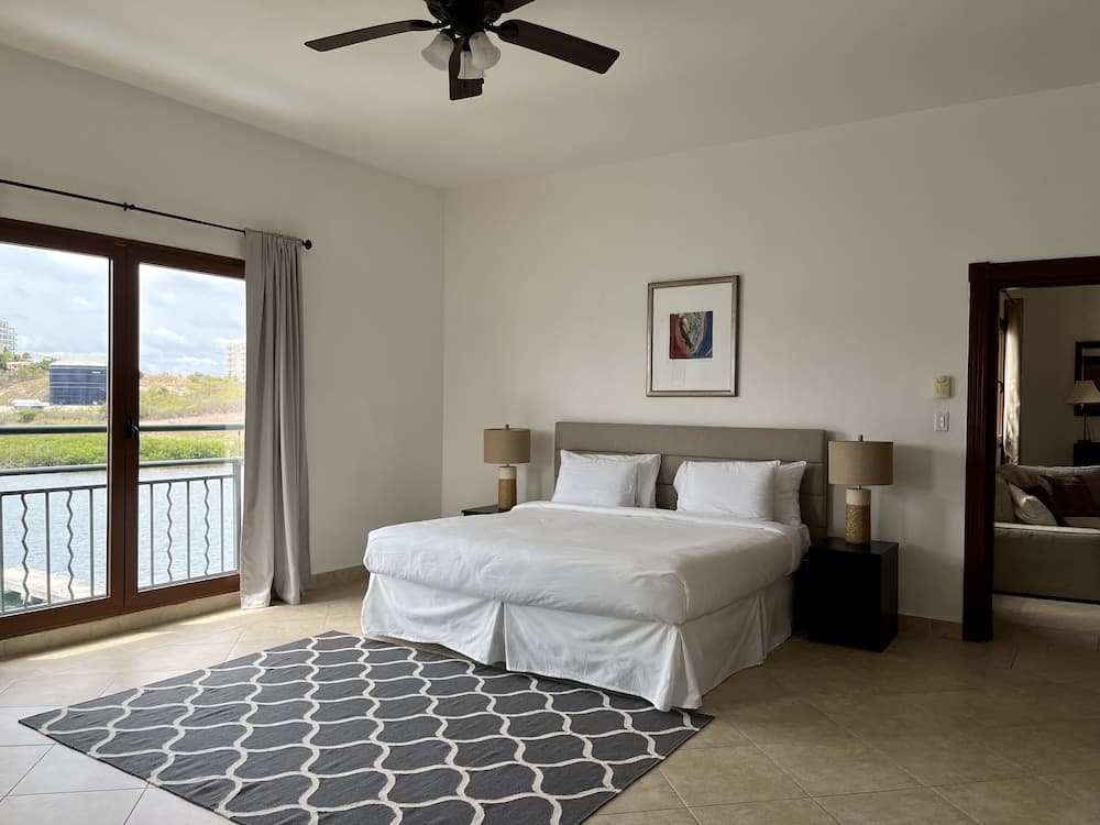 The Hotel Porto Cupecoy