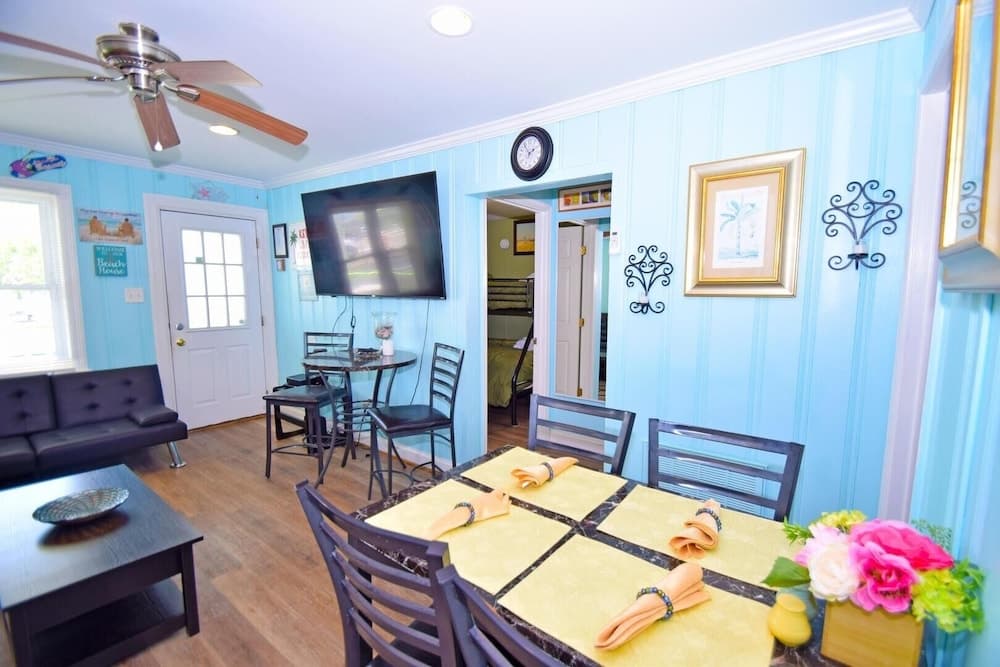 Parrot Bay-key Lime 7 3 Bedroom Condo by RedAwning