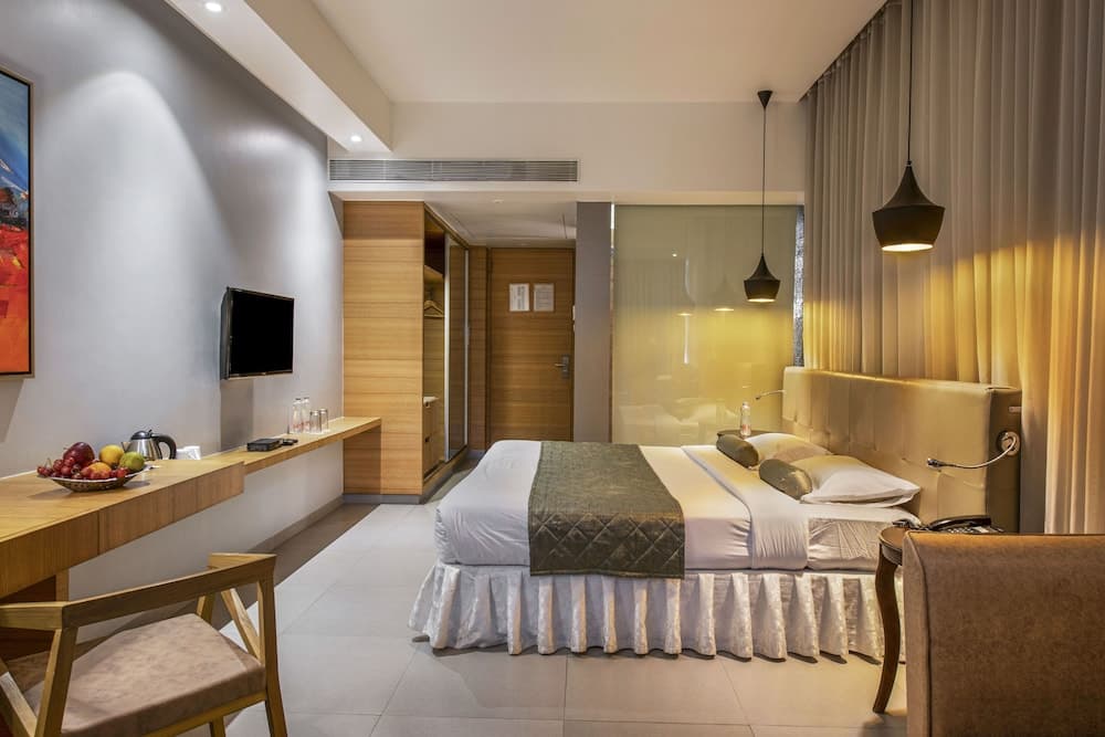 Hotel Satkar Grande