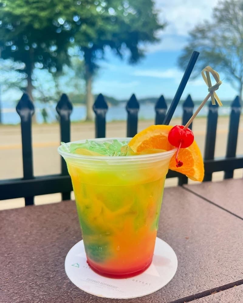 The Glen Cove Hotel & Restaurant