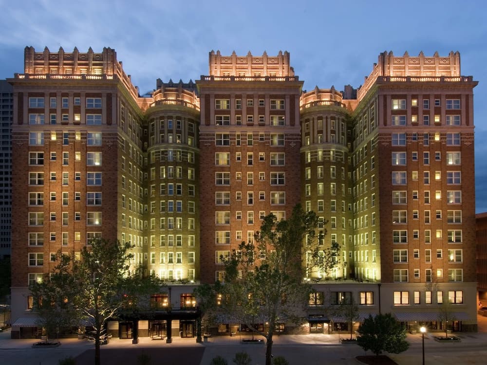 Skirvin Oklahoma City, a Hilton Hotel