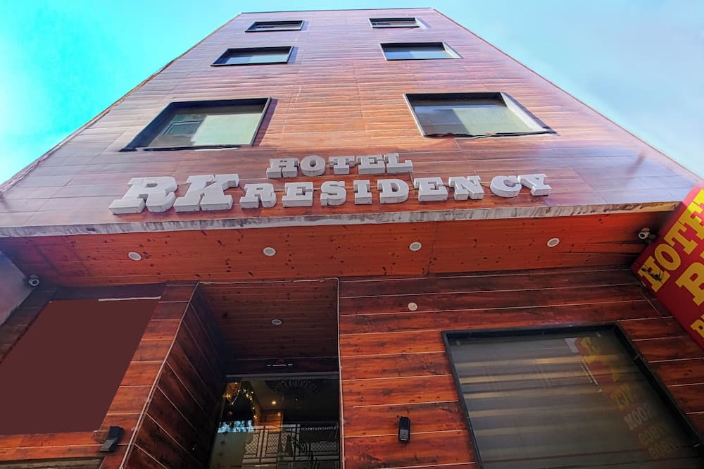Hotel RK Residency Opposite ISBT Sector 43 Chandigarh