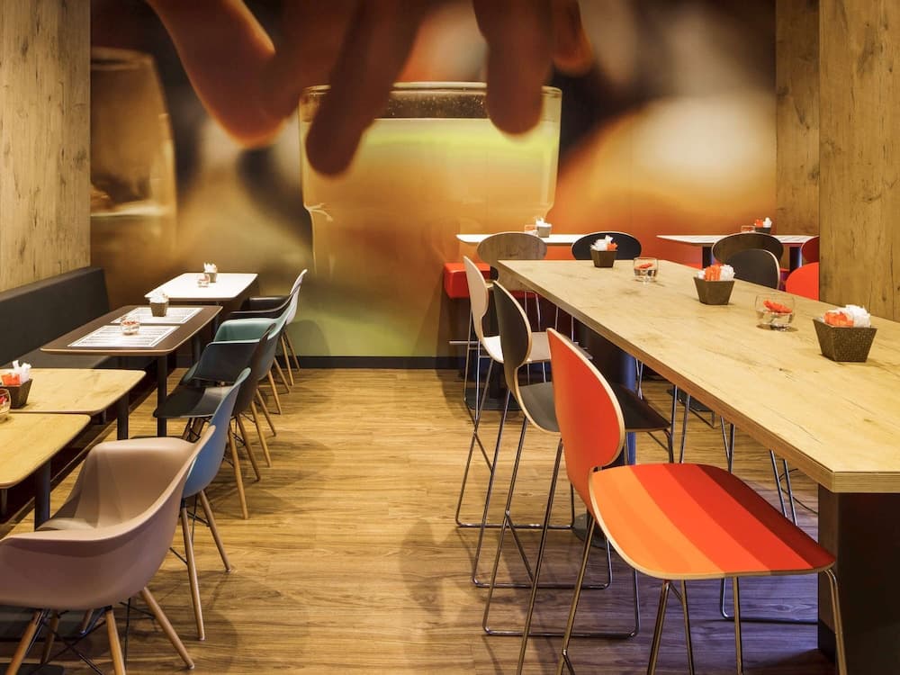 ibis Versailles Château