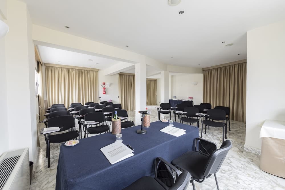 Hotel Naples