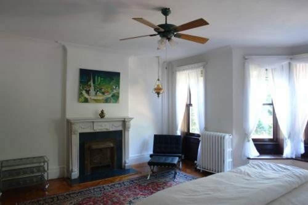 Parkside Bed & Breakfast