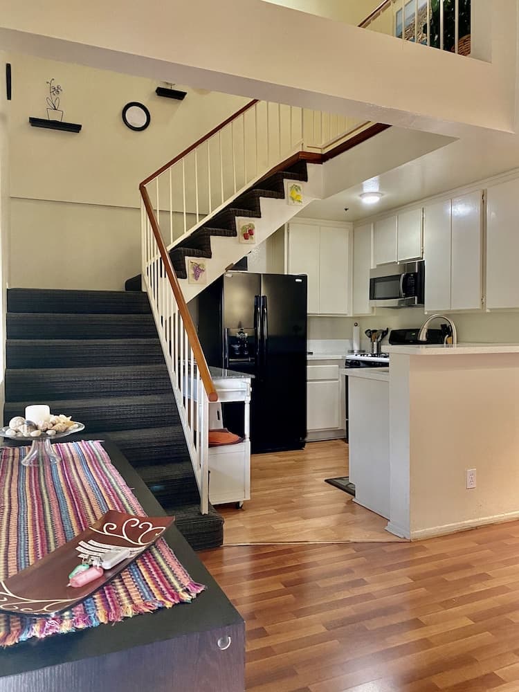 Glendale Apartment Rental by Owner