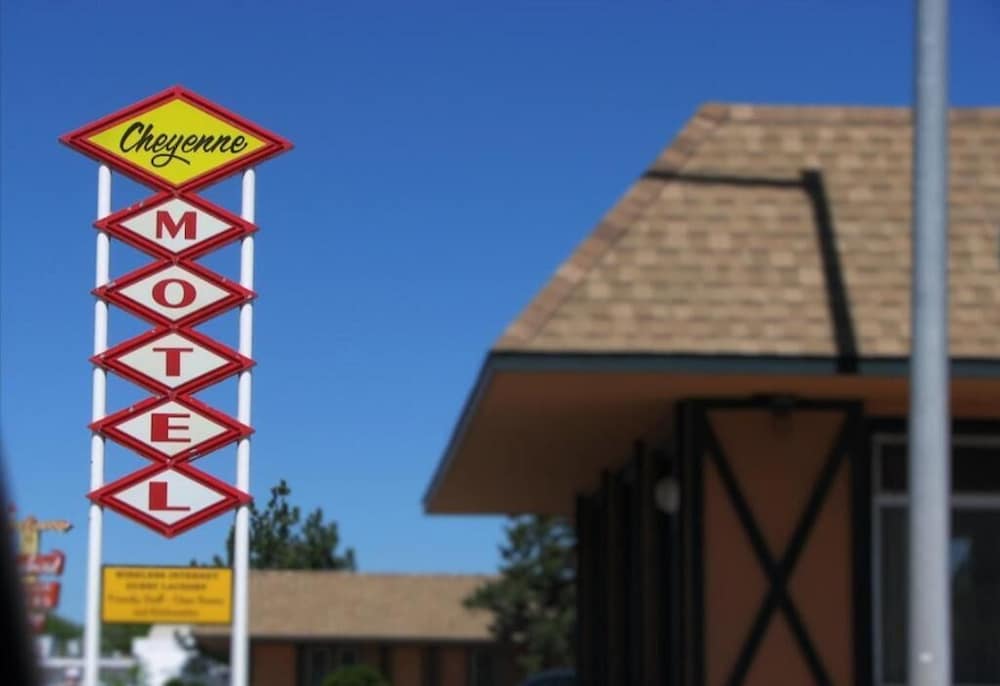 Cheyenne Motel