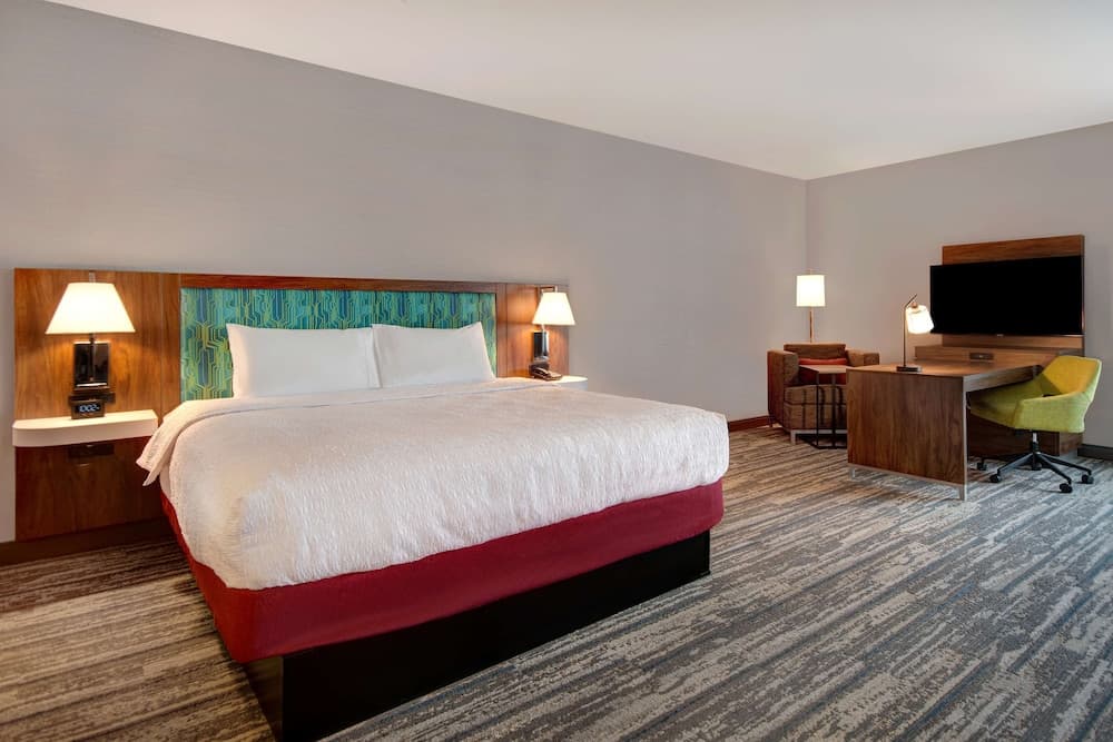 Hampton Inn & Suites Ontario Rancho Cucamonga