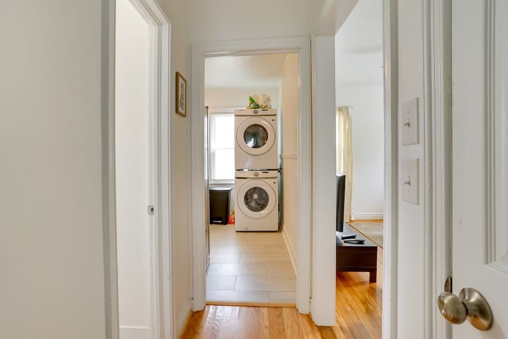Richmond Vacation Home: 4 Mi to Downtown!