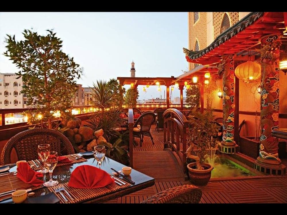 Arabian Courtyard Hotel & Spa