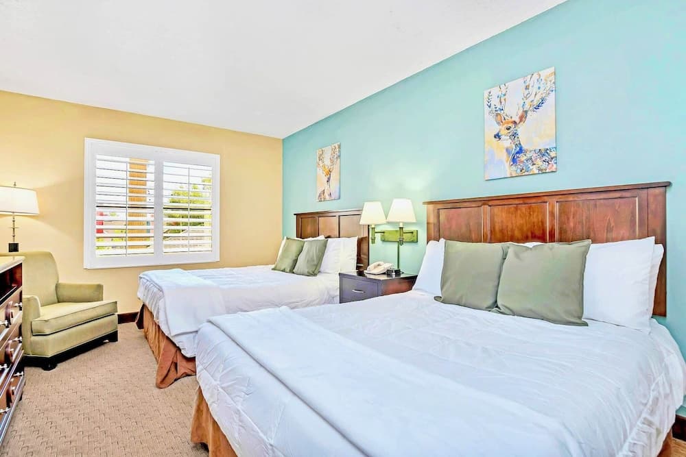 Cozy 1BR Condo w Pool - Near Universal Studios