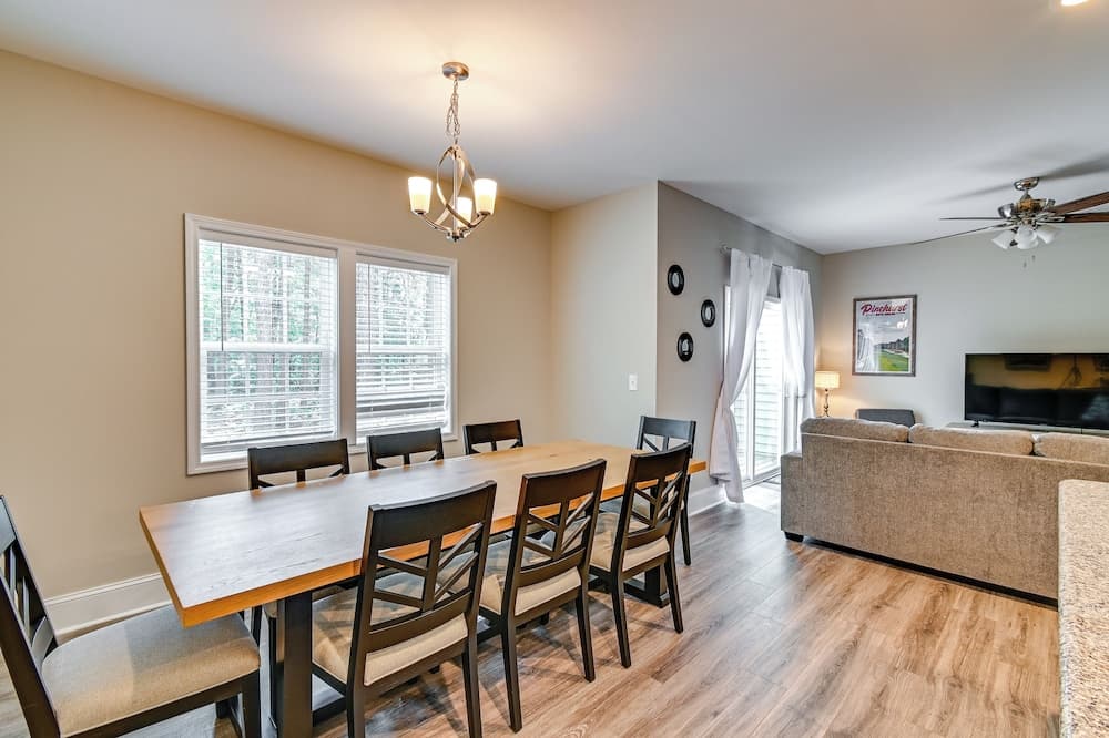Southern Pines Golf Course Townhome w/ Deck!