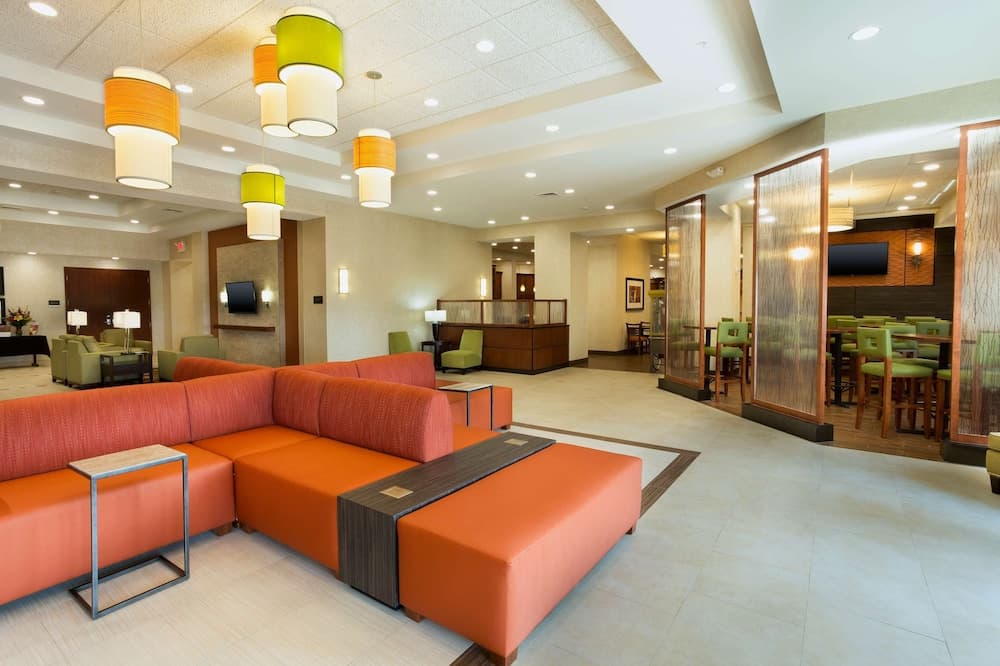 Drury Plaza Hotel Mt. Vernon