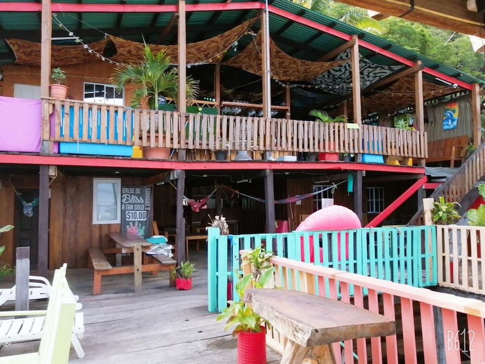 Hostal & Restaurante Bar Xtream