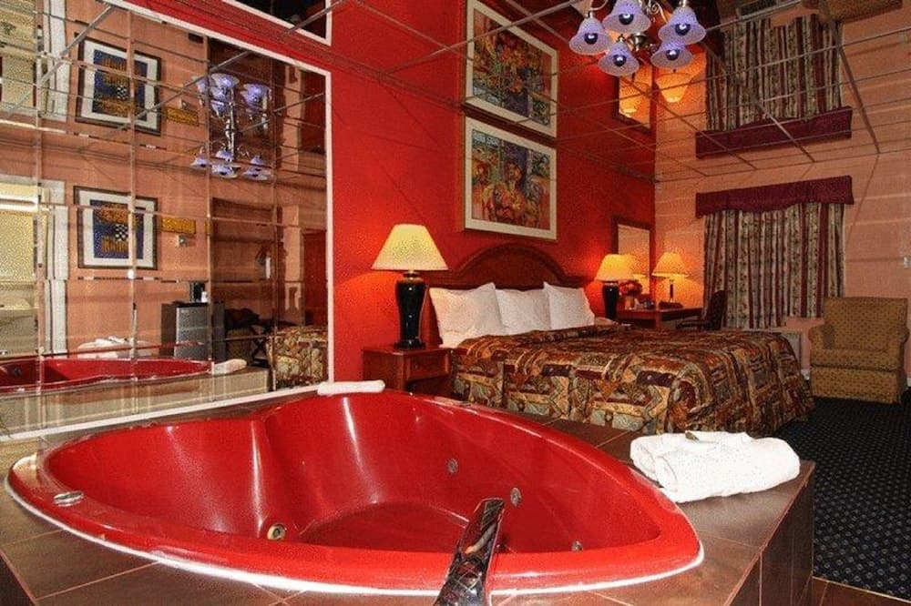 Regal Inn & Suites